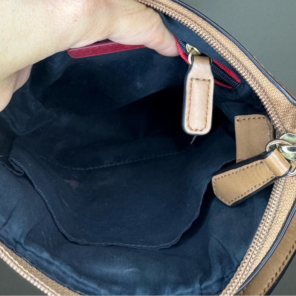 Tommy‎ Hilfiger Cream & Brown Crossbody Bag with Logo Plaque - Picture 3 of 6